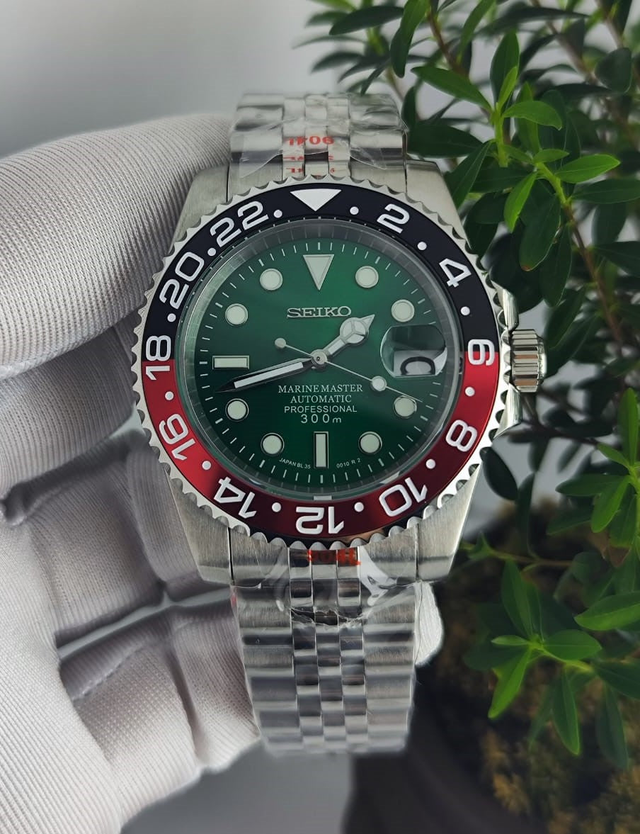 Seiko Mod Marine Master NH35 Green Lunette Rouge/Noire